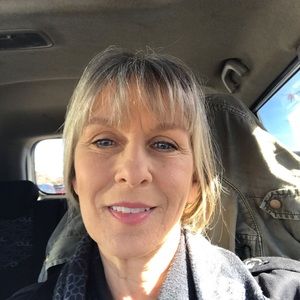 Meet your Posher, Caroline